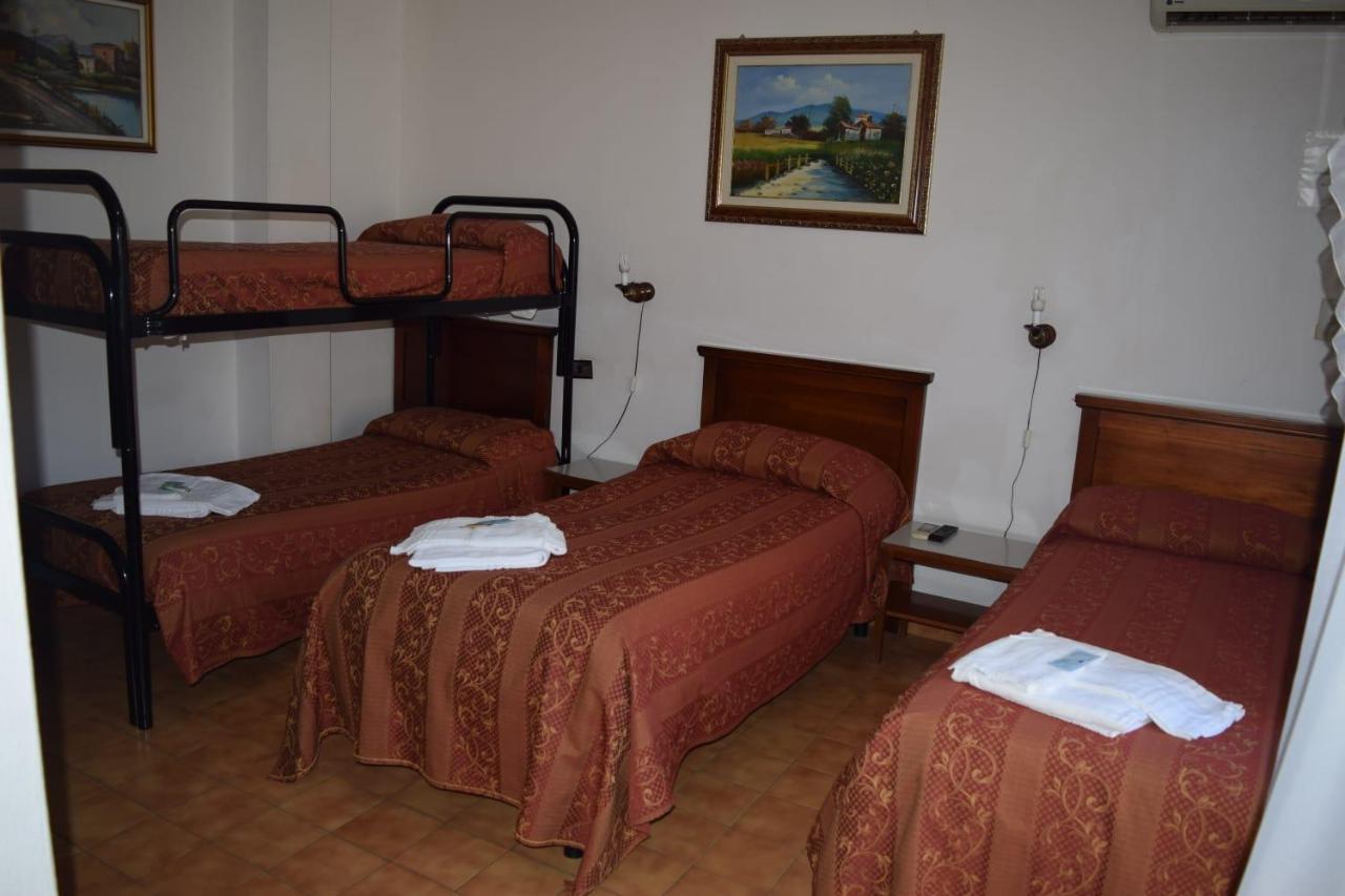 Hotel Garden Nuraminis Extérieur photo